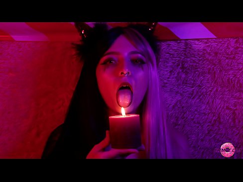 ❤️ Ástríðufullt blowjob frá Sexy Succubus með munnfyllingu Slúður á is.mailkassa.ru ❌️
